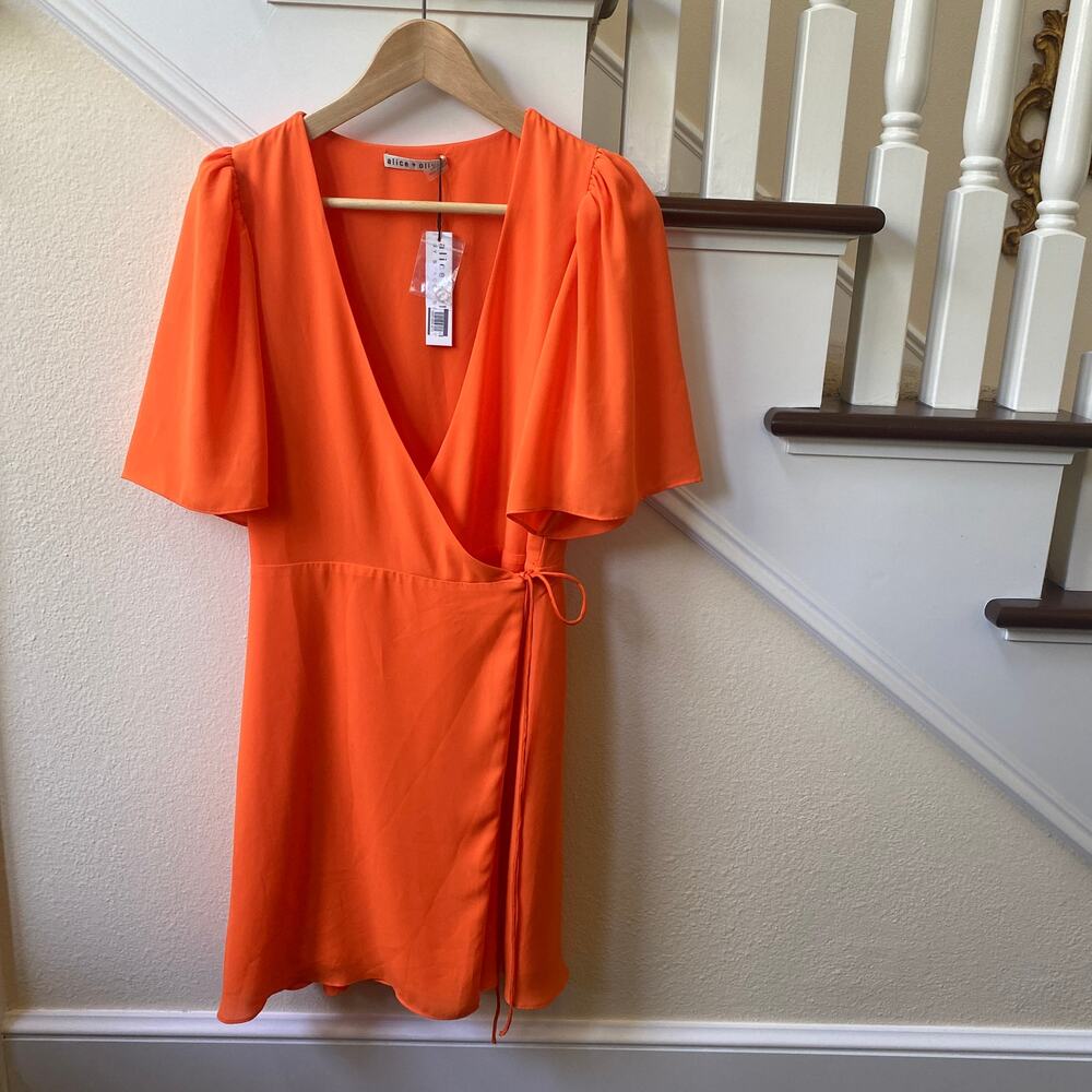 NWT $265 Alice + Olivia Monarch Orange Wrap Dress Size 6